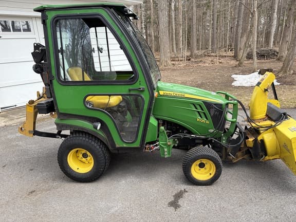 Image of John Deere 1025R Primary image