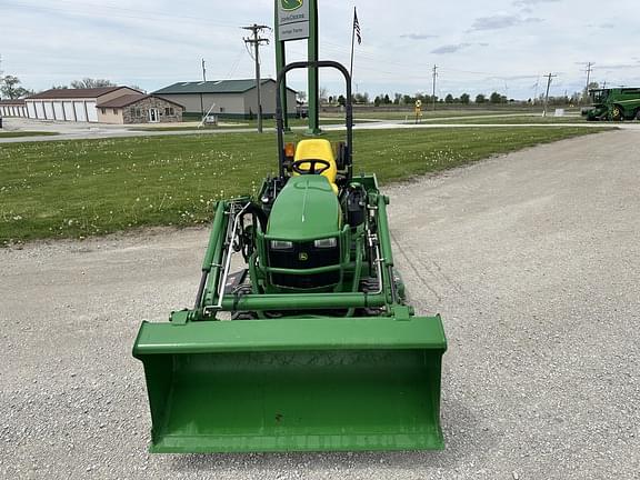 Image of John Deere 1025R equipment image 1