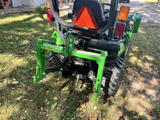 Image of John Deere 1025R equipment image 2
