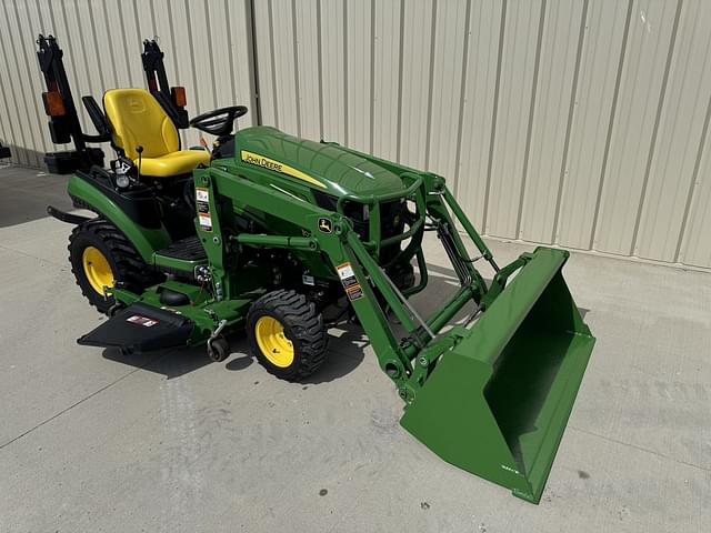 Image of John Deere 1025R equipment image 3