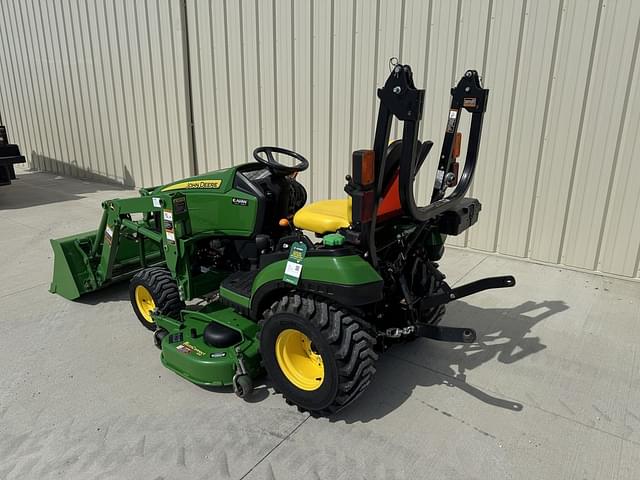 Image of John Deere 1025R equipment image 4