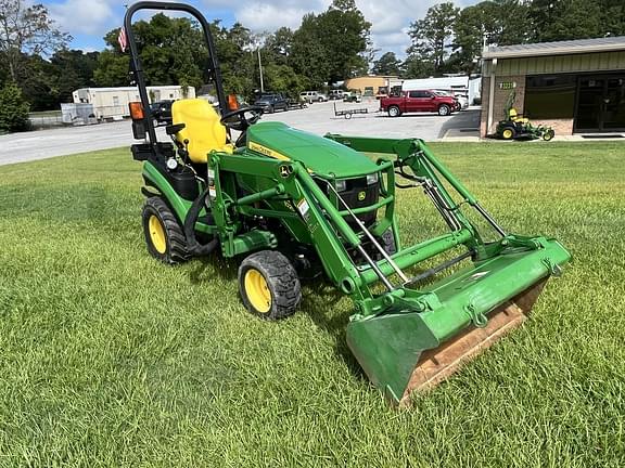 Image of John Deere 1025R equipment image 2