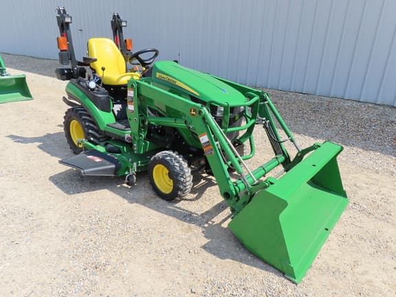 Image of John Deere 1025R equipment image 4