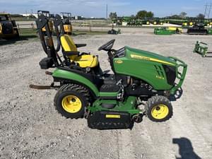 2015 John Deere 1025R Image