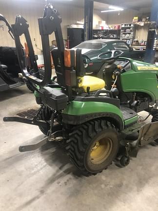 Image of John Deere 1025R equipment image 4