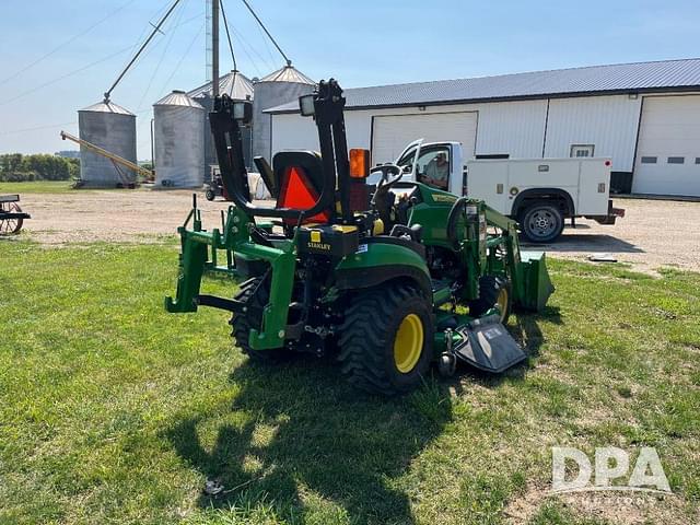 Image of John Deere 1025R equipment image 4