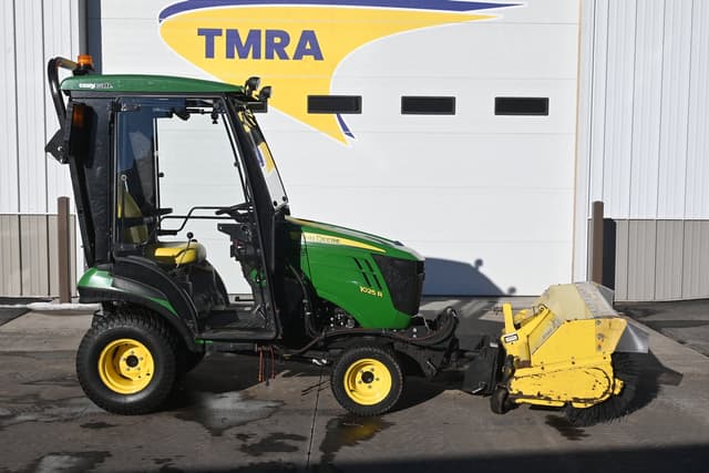 Image of John Deere 1025R equipment image 1