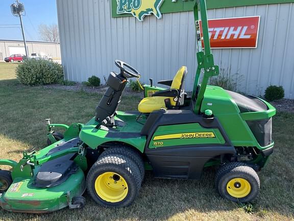 Image of John Deere 1570 equipment image 1