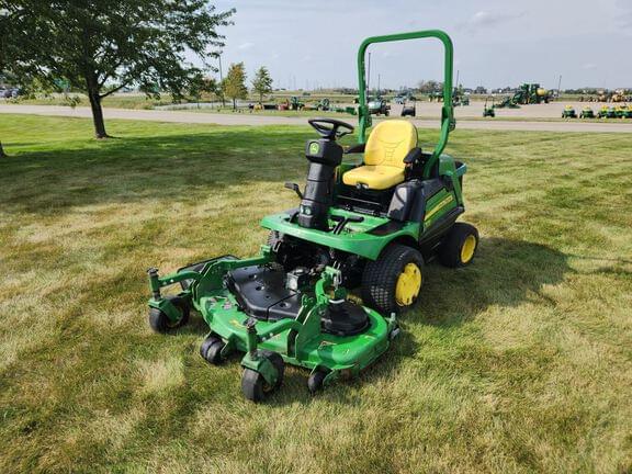 Image of John Deere 1570 Primary image