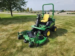 2015 John Deere 1570 Image