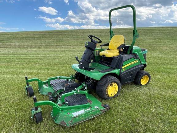 Image of John Deere 1570 equipment image 1