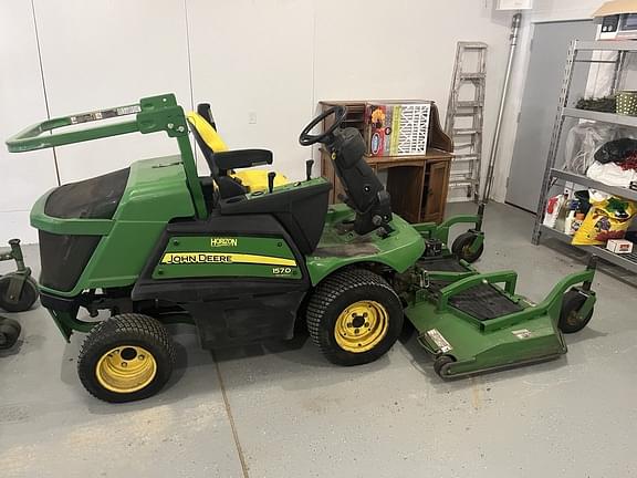 Image of John Deere 1570 equipment image 1