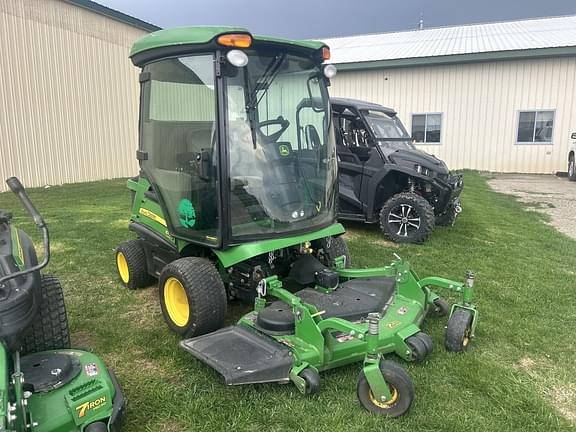 Image of John Deere 1575 Primary image