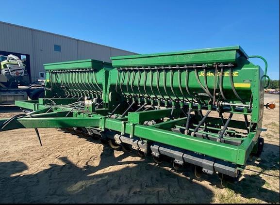 Image of John Deere 1590 equipment image 1