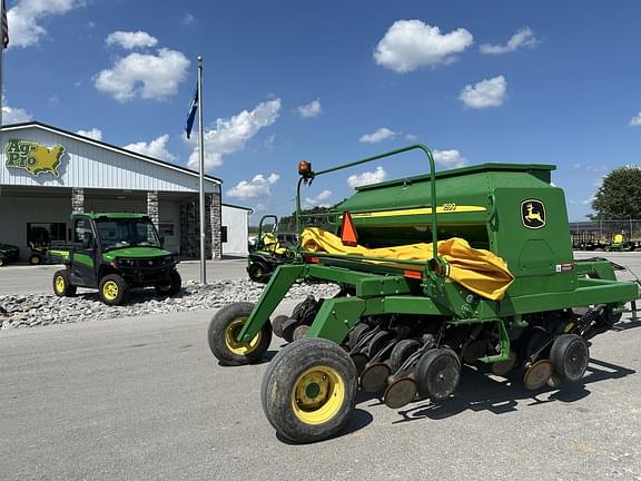 Image of John Deere 1590 equipment image 2