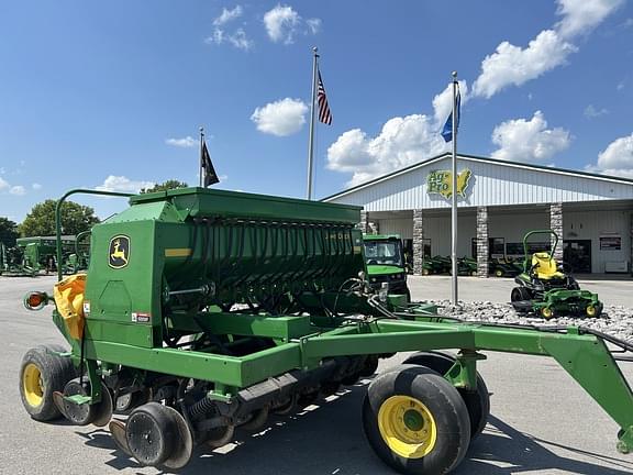 Image of John Deere 1590 equipment image 2
