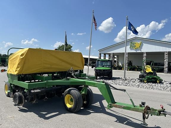 Image of John Deere 1590 equipment image 3
