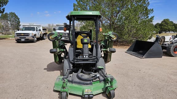 Image of John Deere 1600 Turbo II equipment image 3