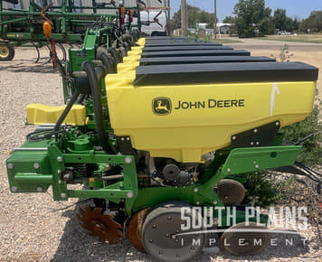 Main image John Deere 1725