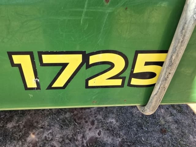 Image of John Deere 1725 equipment image 1