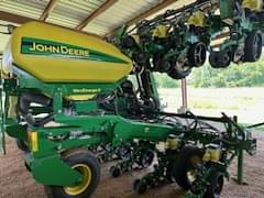 Image of John Deere 1725 equipment image 2