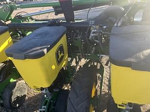 Main image John Deere 1725 10