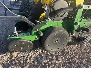 Main image John Deere 1725 5