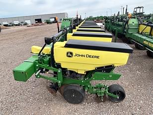 Main image John Deere 1725 3