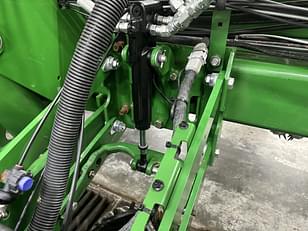 Main image John Deere 1775 37