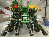 Thumbnail image John Deere 1775 4