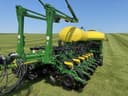 2015 John Deere 1775 Image