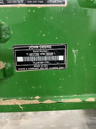 Image of John Deere 1775 equipment image 4