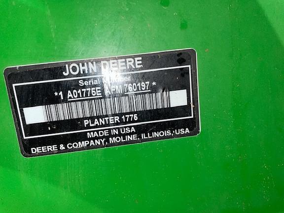 Image of John Deere 1775 equipment image 3