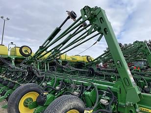 Main image John Deere 1775 21