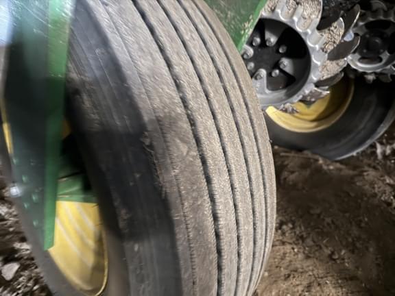 Image of John Deere 1775 equipment image 1