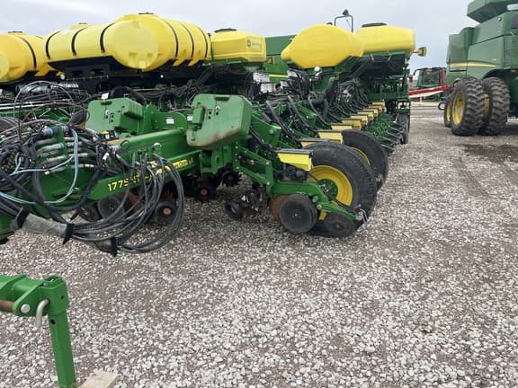 Image of John Deere 1775 equipment image 1