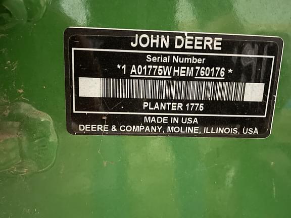 Image of John Deere 1775 equipment image 3