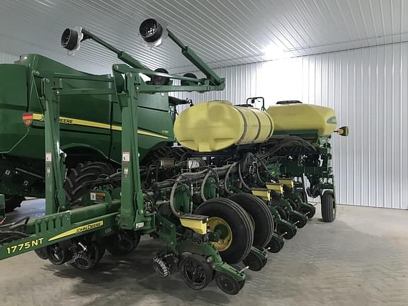 Image of John Deere 1775 Primary image