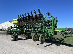 Main image John Deere 1795 7