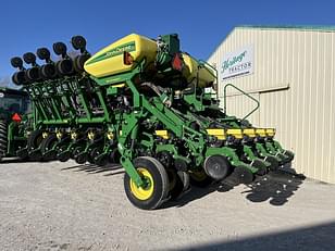 Main image John Deere 1795 4