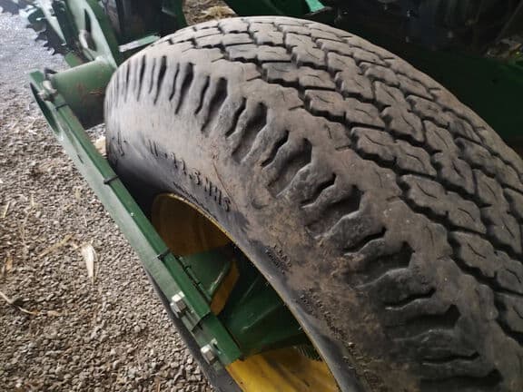 Image of John Deere 1795 equipment image 4