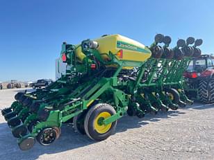 Main image John Deere 1795 3