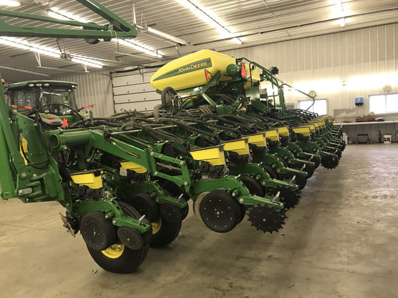 Main image John Deere 1795