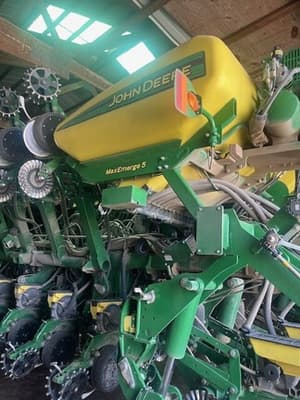 2015 John Deere 1795 Image