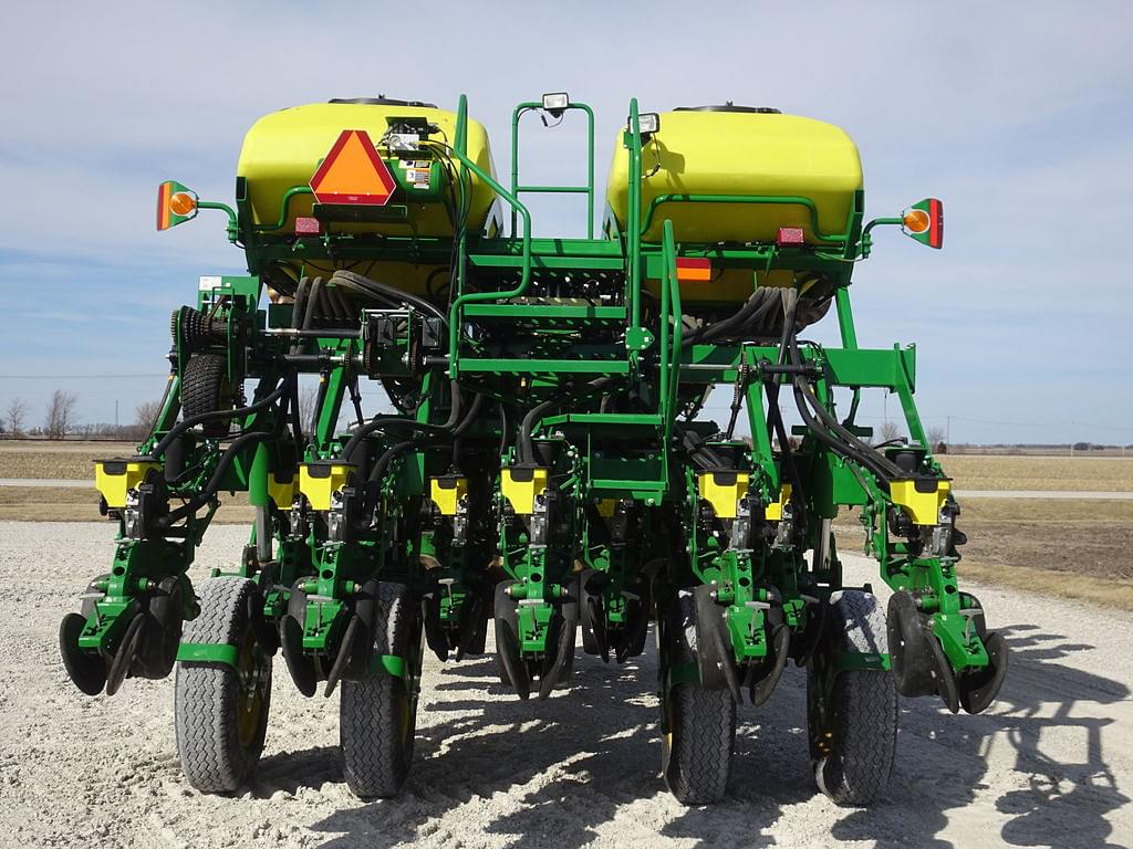 Image of John Deere 1795 Primary image