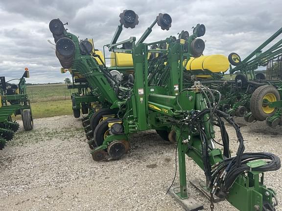 Image of John Deere 1795 Primary image