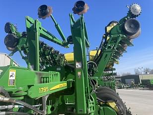 Main image John Deere 1795 8