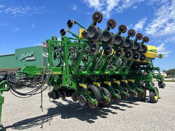 Main image John Deere 1795