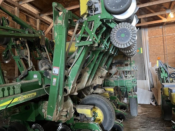 Main image John Deere 1795