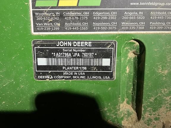 Image of John Deere 1795 equipment image 3